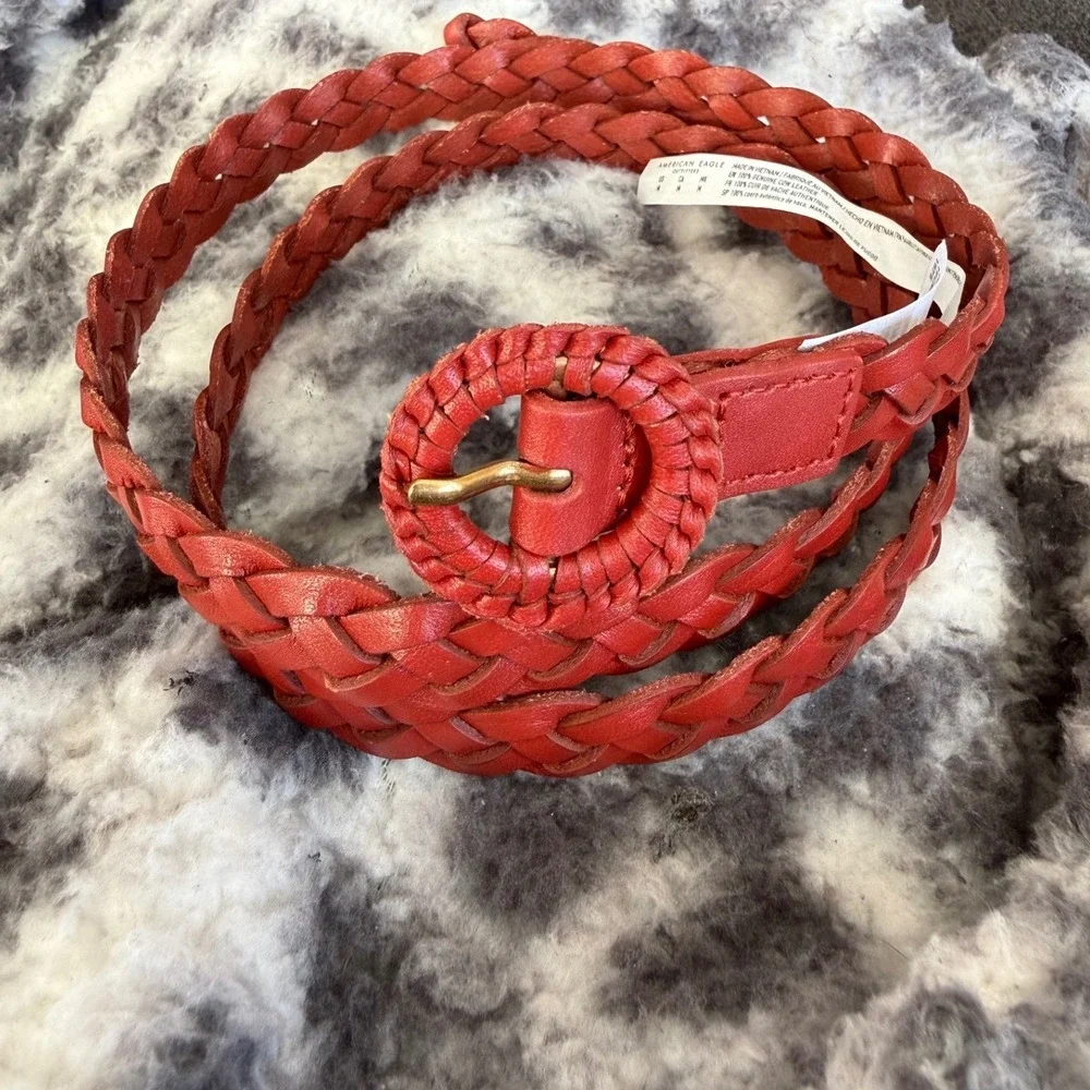 American Eagle Red 100% Genuine Cow Leather Braided Belt Womens Medium NWOT‎